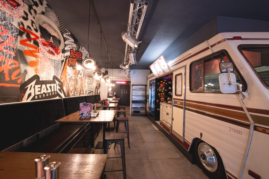 Beastie Burgers Belgium — When the van comes crashing in